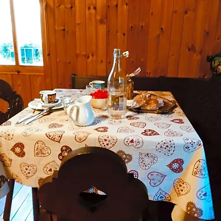 Bed & Breakfast Maison Vallomy