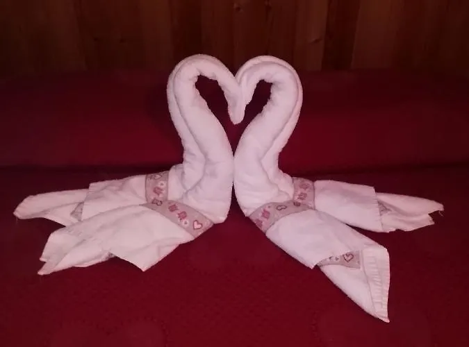 Maison Vallomy Bed & Breakfast