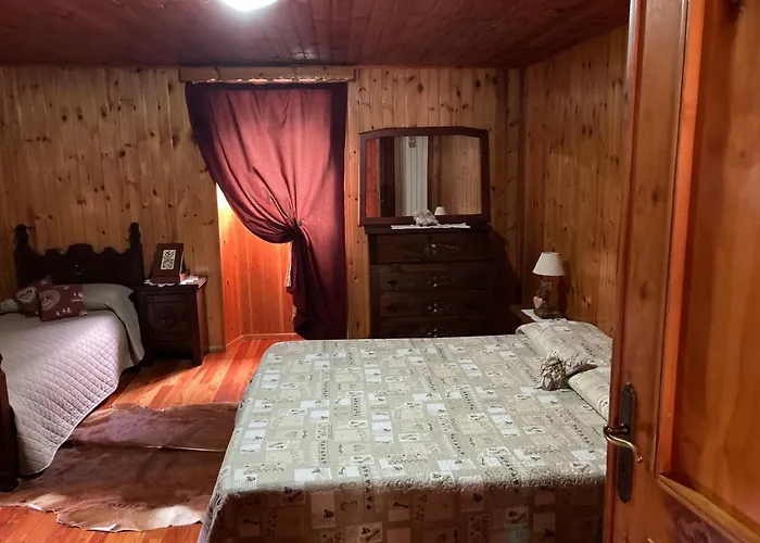 Bed & Breakfast Maison Vallomy 3*