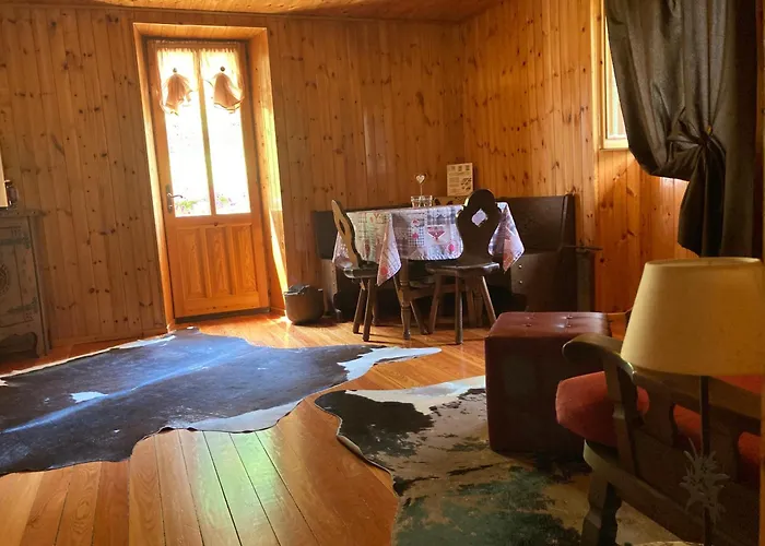 ベッド・アンド・ブレックファスト Maison Vallomy 3*